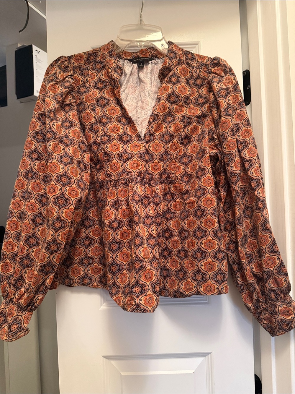 Banana Republic V-Neck Long Sleeve Corduroy Top